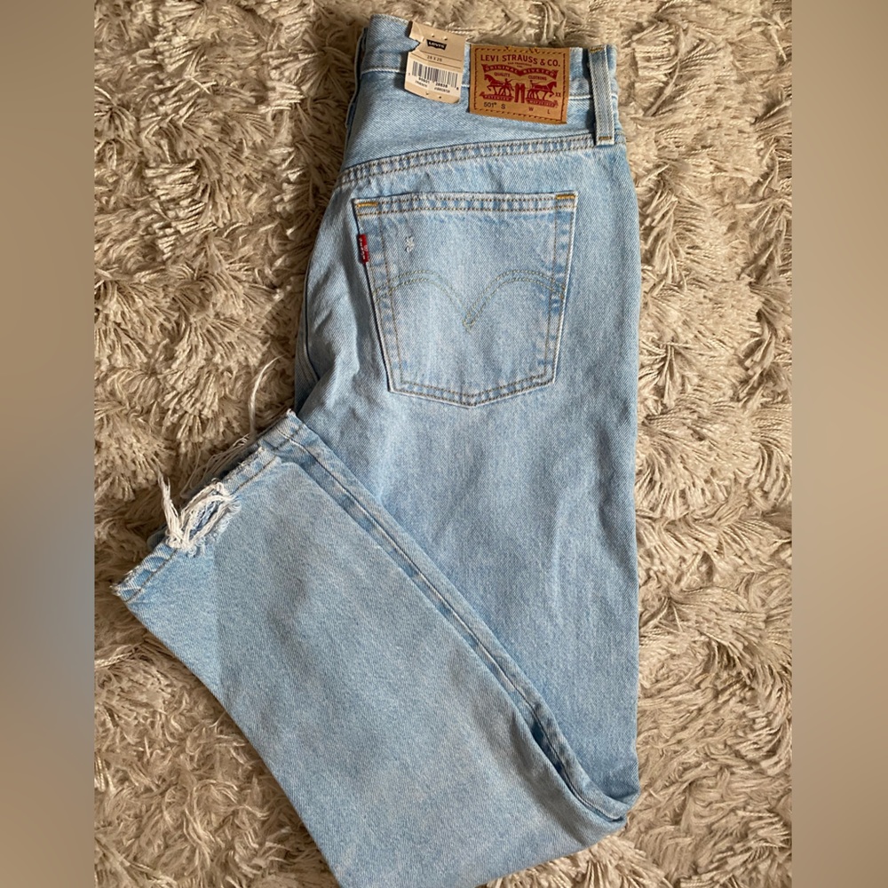NWT Levi 501 light wash denim size 28x28